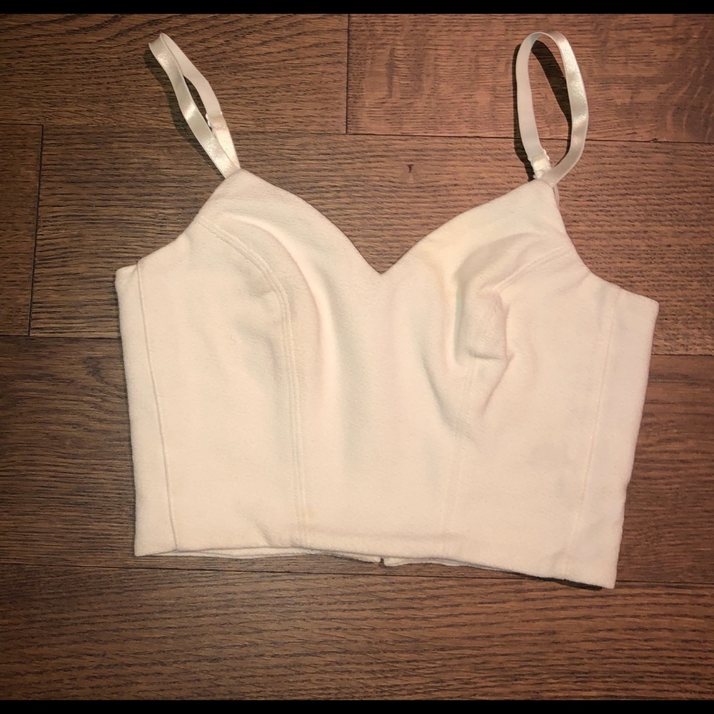 Aritzia Babaton white crop top with thin straps - Picture 2 of 3